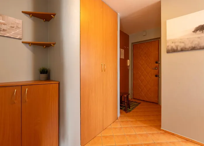 Student District In The Heart Of Lodz&free Parking Apartament